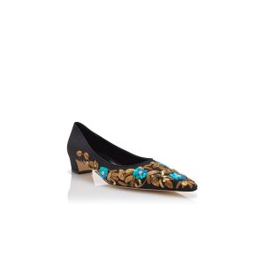 OKKADELA Svarta broderade Pumps i crepe de chine
